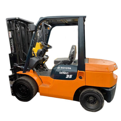 Japan Toyota 3,5 ton Diesel vorkheftruck Gebruikte vorkheftrucks met 2001-4000 werkuren