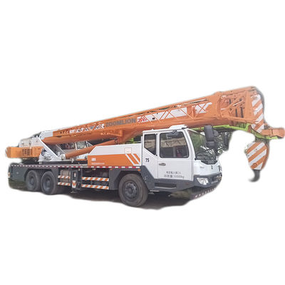 Gebruikte vrachtwagenkraan op maat met een minimale draaiband van 10,5 m Zoomlionkraan 30 ton 35 ton