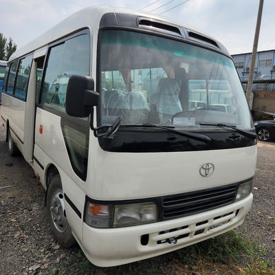 6 8L TOYO TA COASTER GEBRUIKT diesel of benzine van 23 tot 29 zitplaatsen met EURO 3 uitstoot