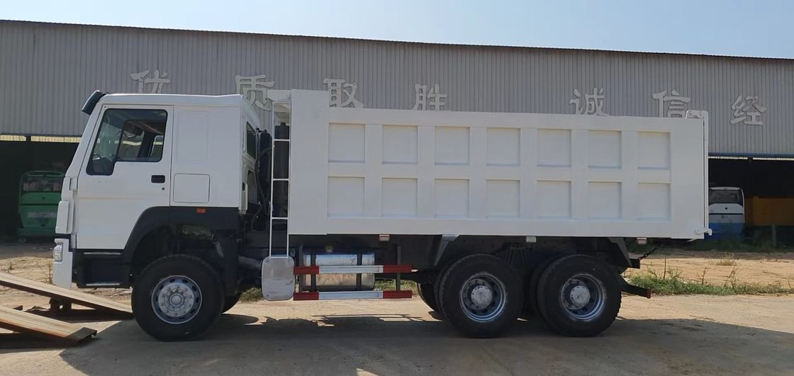 Cargo tank afmeting 6800*2350*1500 375 pk Howo 30 ton gebruikte dumper heavy truck tipper truck
