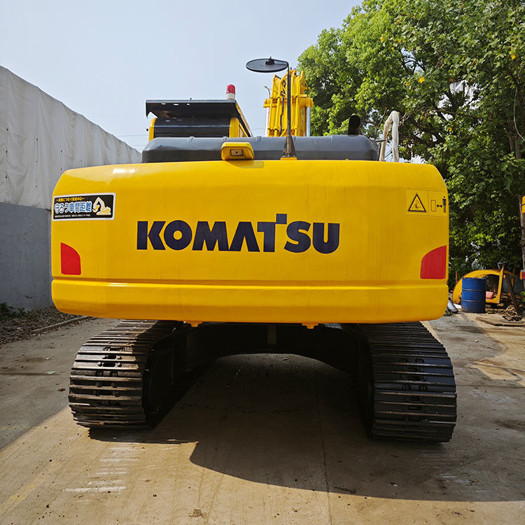 Gebruikte kleine Komatsu graafmachine met originele motor en 0.3m3 emmercapaciteit in Dubai