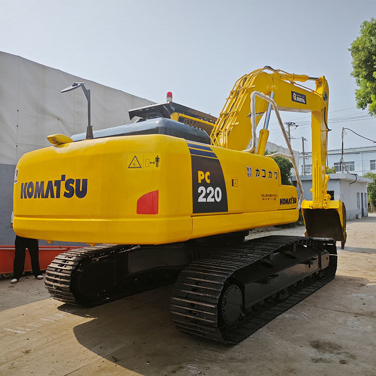 5 ton Komatsu PC200 graafmachine met 0-2000 werkuren en 257/1900kw/rpm nominale vermogen