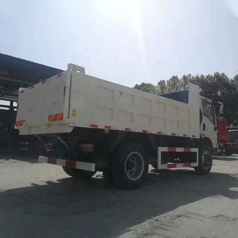 4 6L motorcapaciteit 10 ton Dongfeng lichte dumptruck voor transport van machines