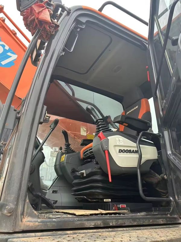 14 ton Doosan DX500LC kruipergraver met andere hydraulische pomp en 50 ton bedrijfsgewicht
