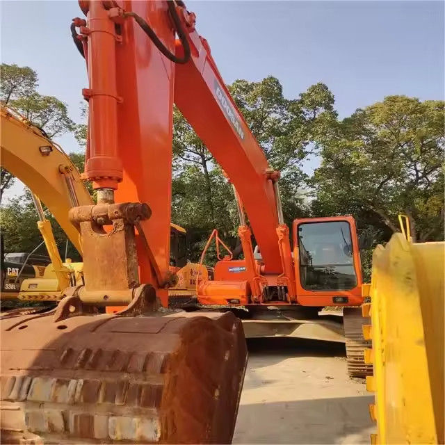 Goedkope 14 ton Crawler Excavator met eenvoudig onderhoud en 0.35m3 emmercapaciteit
