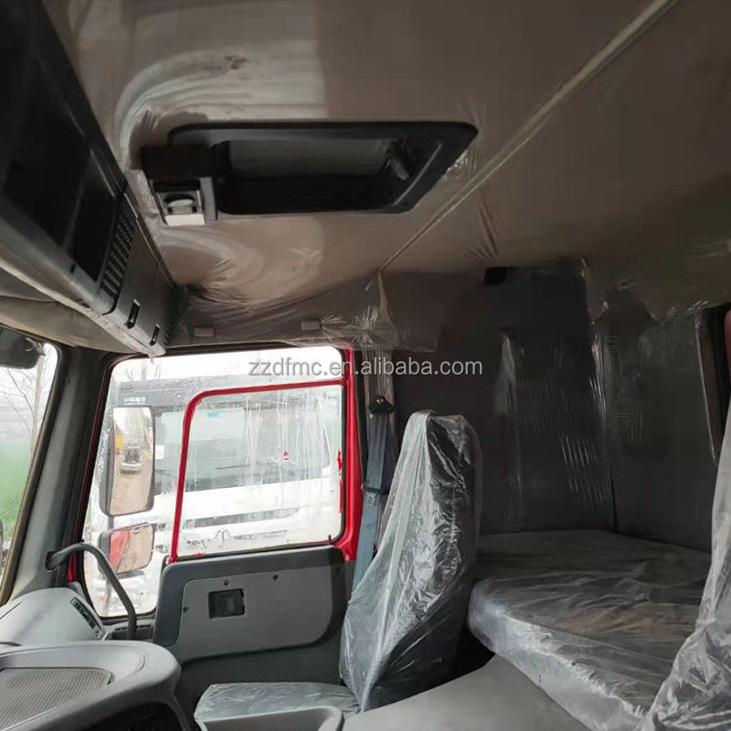 Made Sinotruk Howo 6x4 Dump Truck met 2 achterste schakels en 350Ltr brandstoftank