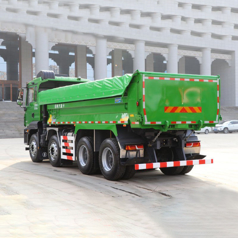 Shacman F3000 8x4 Tipper Dump Truck in Tanzania Handmatig raam en afmetingen L x W x H