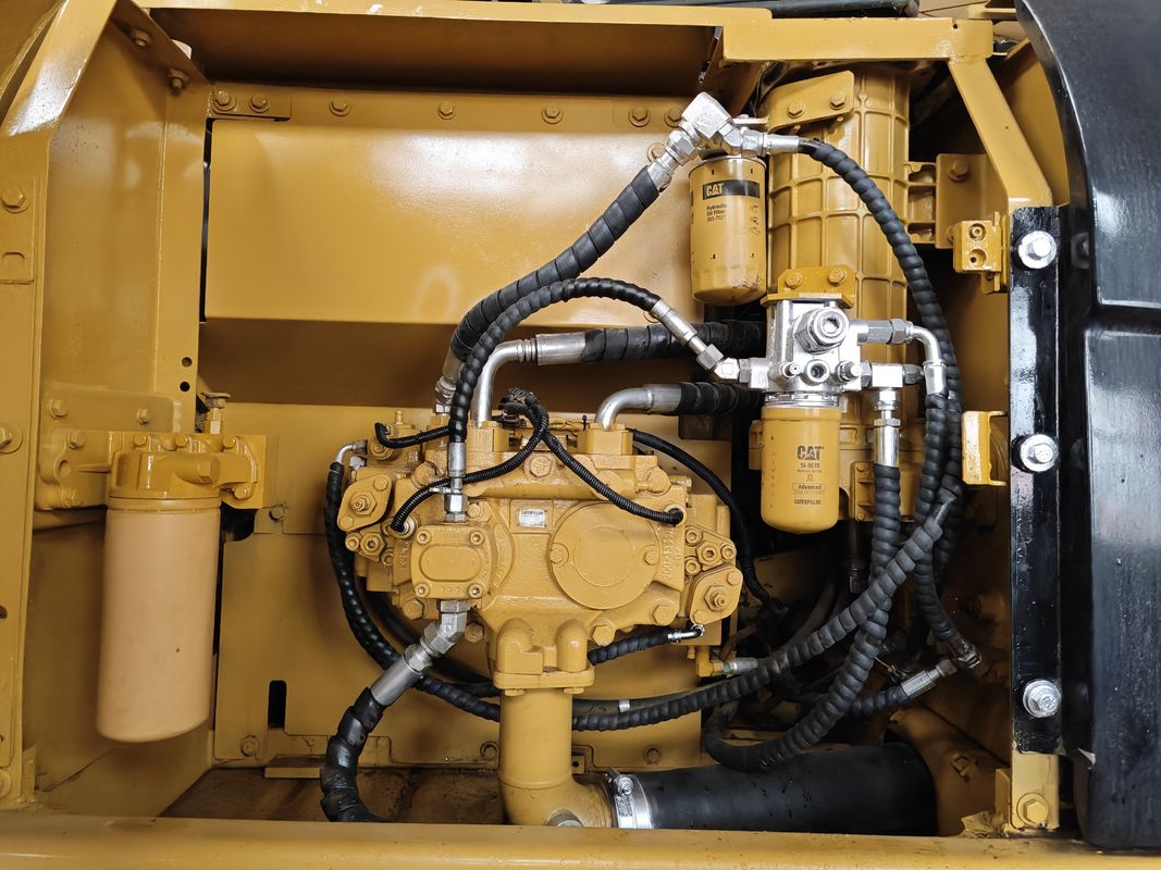 Gebruikte CAT 320d graafmachine met eenvoudig onderhoud en krachtige prestaties tegen betaalbare prijzen