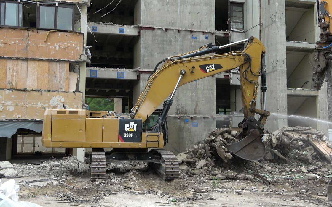 Goedkope kattengraver 390D met 90250 kg gewicht en 0,45m3 emmercapaciteit