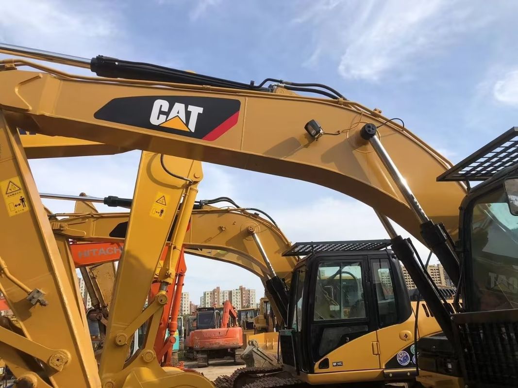 CAT320D Gebruikte graafmachine in VAE Crawler Backhoe CAT320DL CAT320D2 voor bouwwerkzaamheden