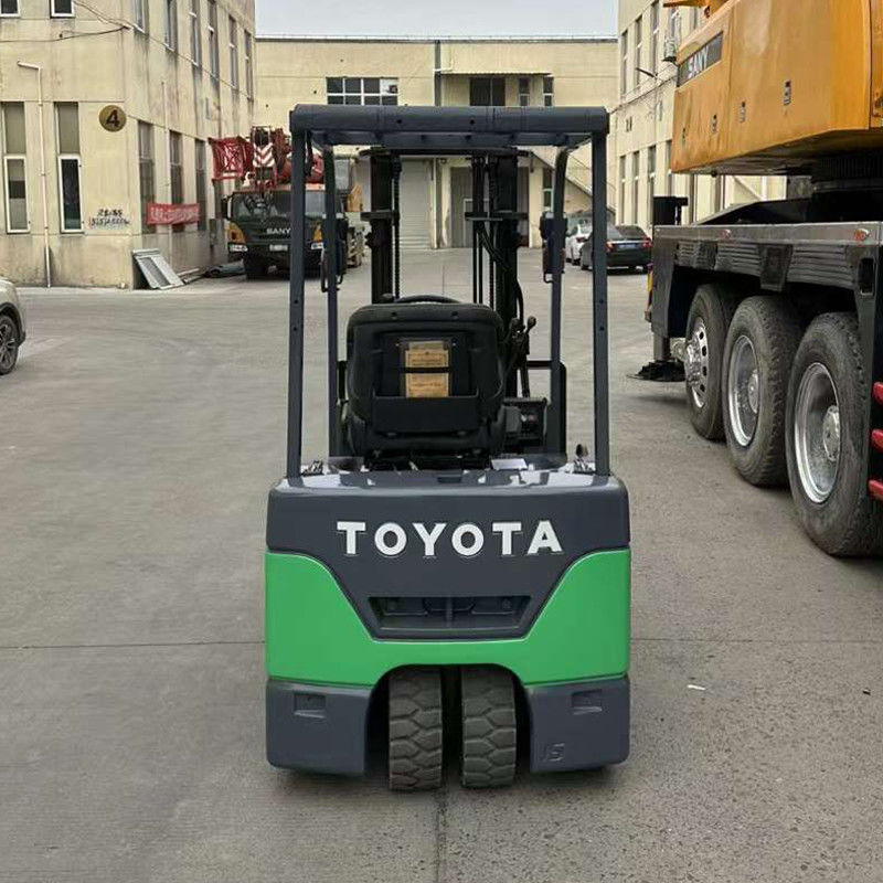 Groene 1,5 ton elektrische vorkhef Werktijden 0-2000 Gemakkelijk te onderhouden