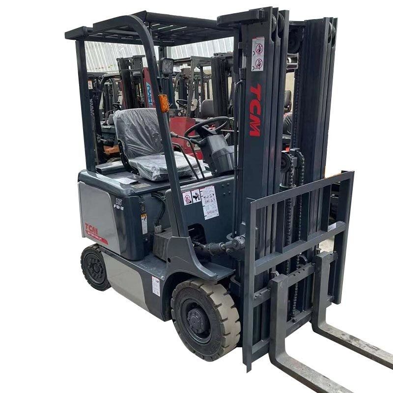 1.5 ton TCM elektrische vorklift Ideaal voor magazijnmateriaalverwerking en kledingwinkels