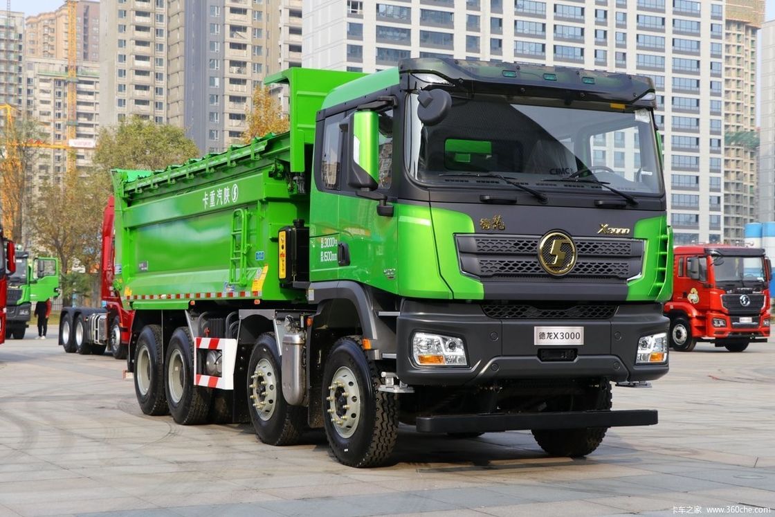 30 ton Sinotruk Shacman Dump Truck 340 pk 8X4 Cargo Tank Lengte 6.2-8m VAST 10JSD180 Transmissie