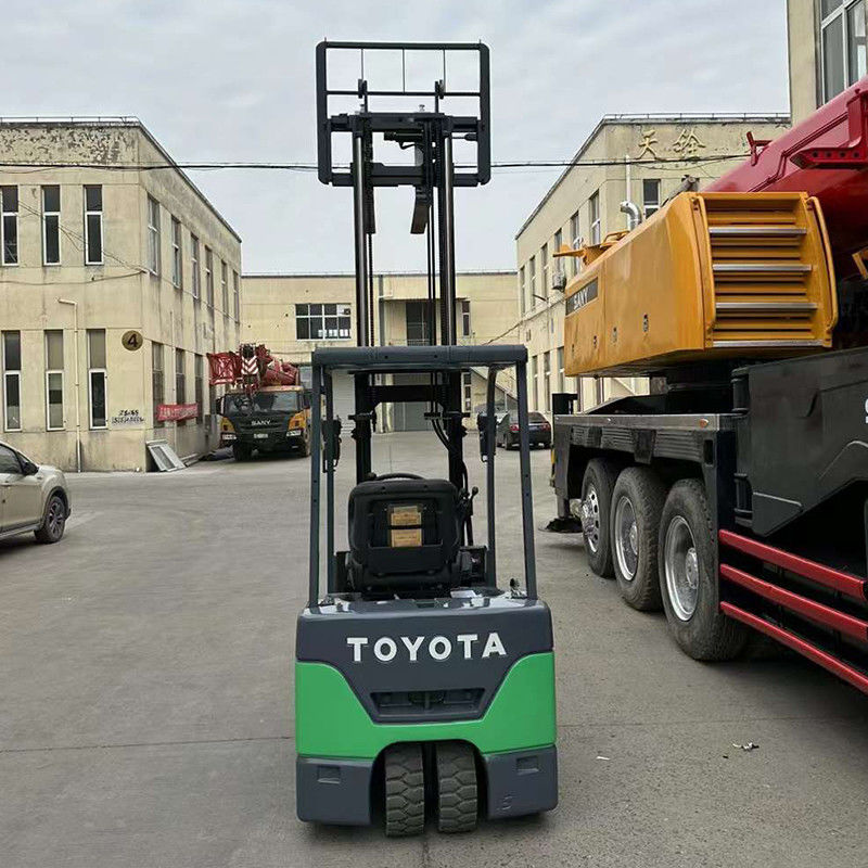Elektrische vorkhefbelasting 1,5 ton 1070 mm Vorklengte Toyota Gebruikte mobiele vorkhef
