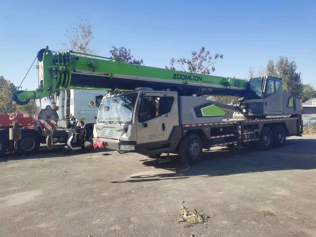 Zoomlion 25 ton kraan de perfecte combinatie van kracht en precisie voor de bouw