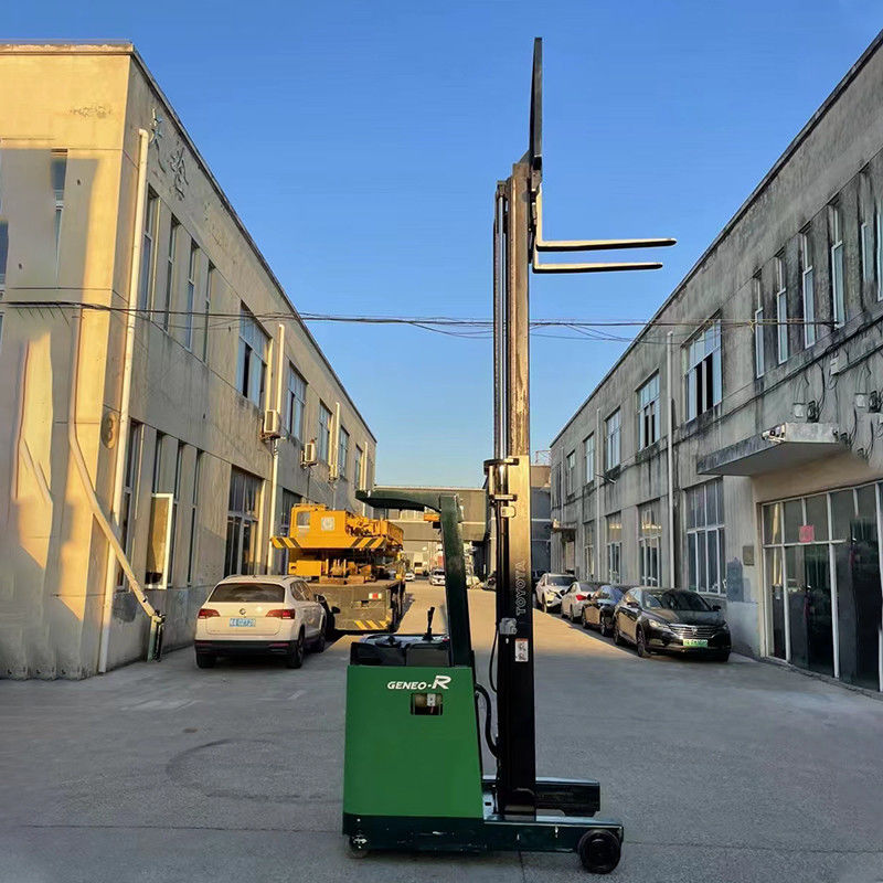Niet-glijdende terreinbanden met hoog bereik, zelflaadbare draagbare elektrische vorklift van 1,5 ton