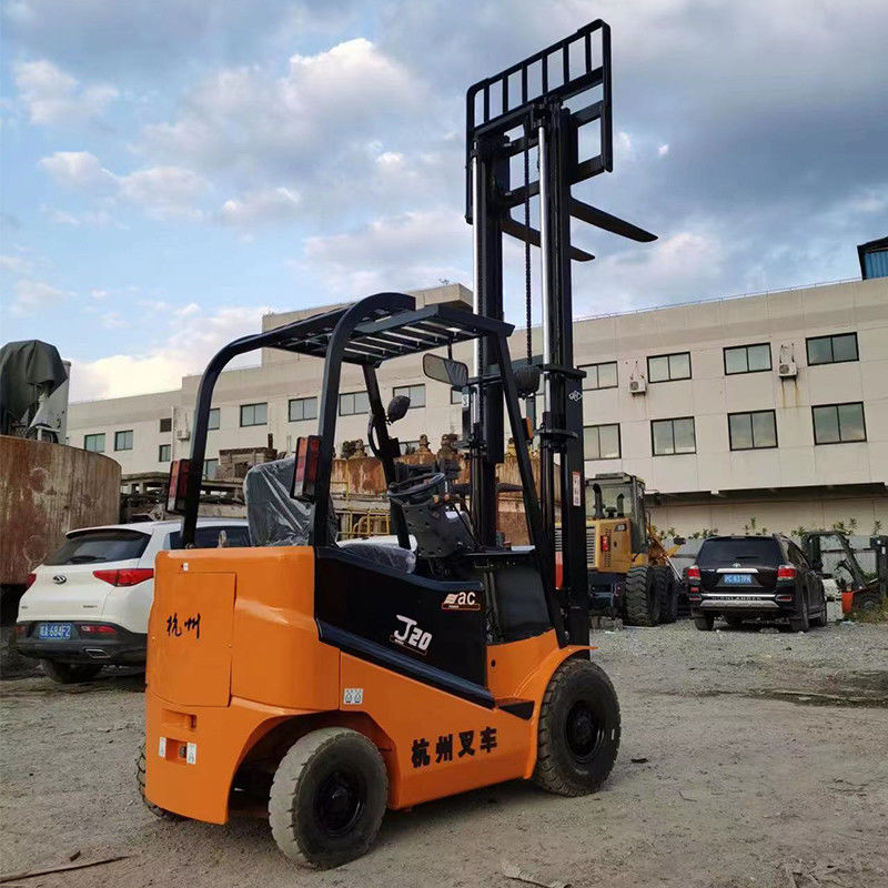 Vorkheftruck elektrisch 4x4 2 ton Gebruikt met niet-glijdende terreinbanden en vorklengte 1070 mm