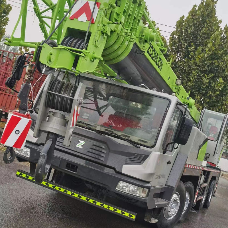 Gebruikte Zoomlion kraantruck 55 ton telescopische hydraulische kranen met 8-cilinder dieselmotor