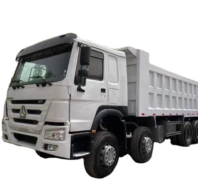 Tweedehands HOWO 8x4 35-40 Tonne opblaaswagen voor de bouwmijn in goede staat