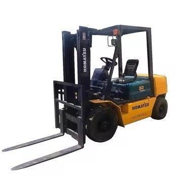 Gebruikte Komatsu FD30 3 ton diesel vorkheftruck in Japan met 4D94LE motormodel