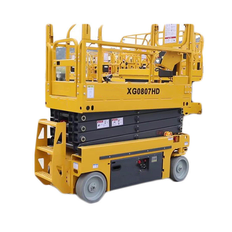 Vierwielaandrijving 12m Hydraulisch mobiele elektrische schaar Liftplatform Elektrische motor