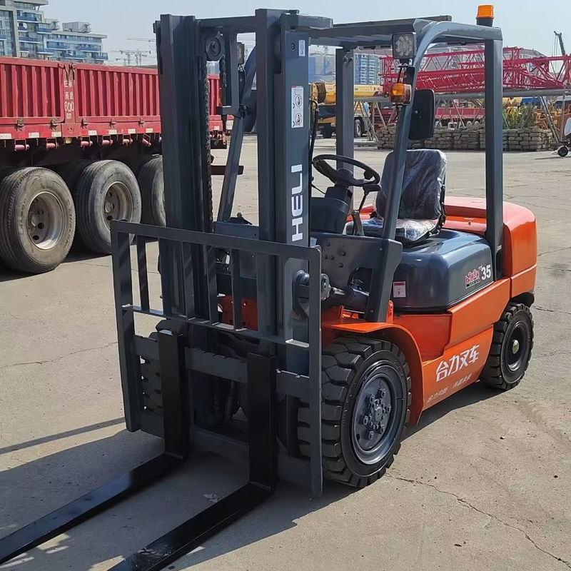 Chinese HELI 3,5 ton gebruikte dieselforklift met flexibele manoeuvrabiliteit
