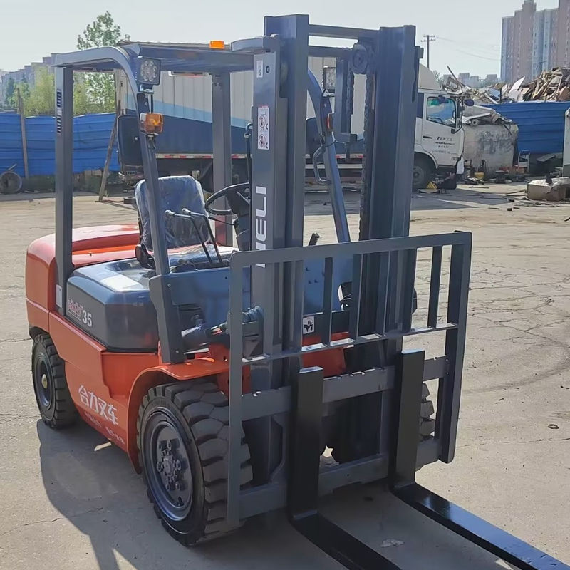 Chinese HELI 3,5 ton gebruikte dieselforklift met flexibele manoeuvrabiliteit