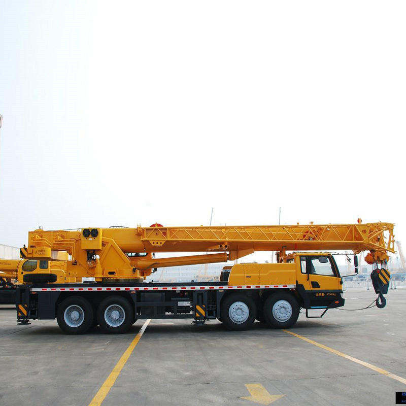 5000 kg Gewicht Top Truck Crane Qy50k met hoge hefkracht en hoge bedrijfsdoeltreffendheid
