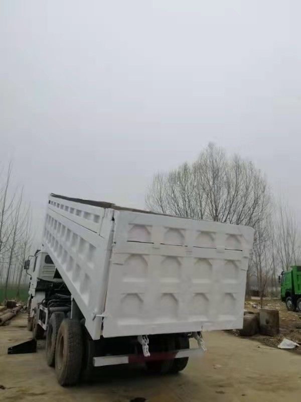 39000kg gewicht Shacman F3000 8x4 Tipper Truck Dump Truck 6.2-8m Cargo Tank Lengte