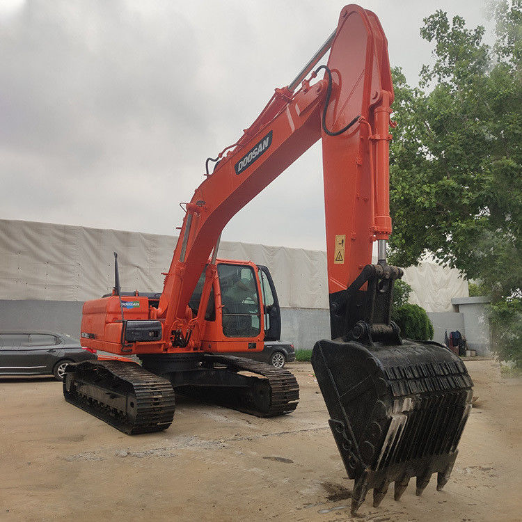 2001-4000 Werkuren Doosan DX225 Gebruikte graafmachine met andere hydraulische klep