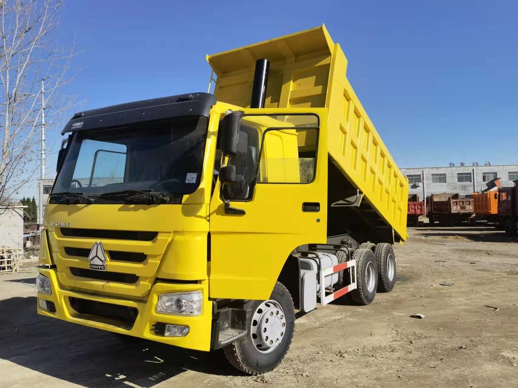 Gebruikte Howo 6x4 Tipper Truck Dump Truck Euro 2 Emission Standard Cargo Tank Lengte ≥ 8m