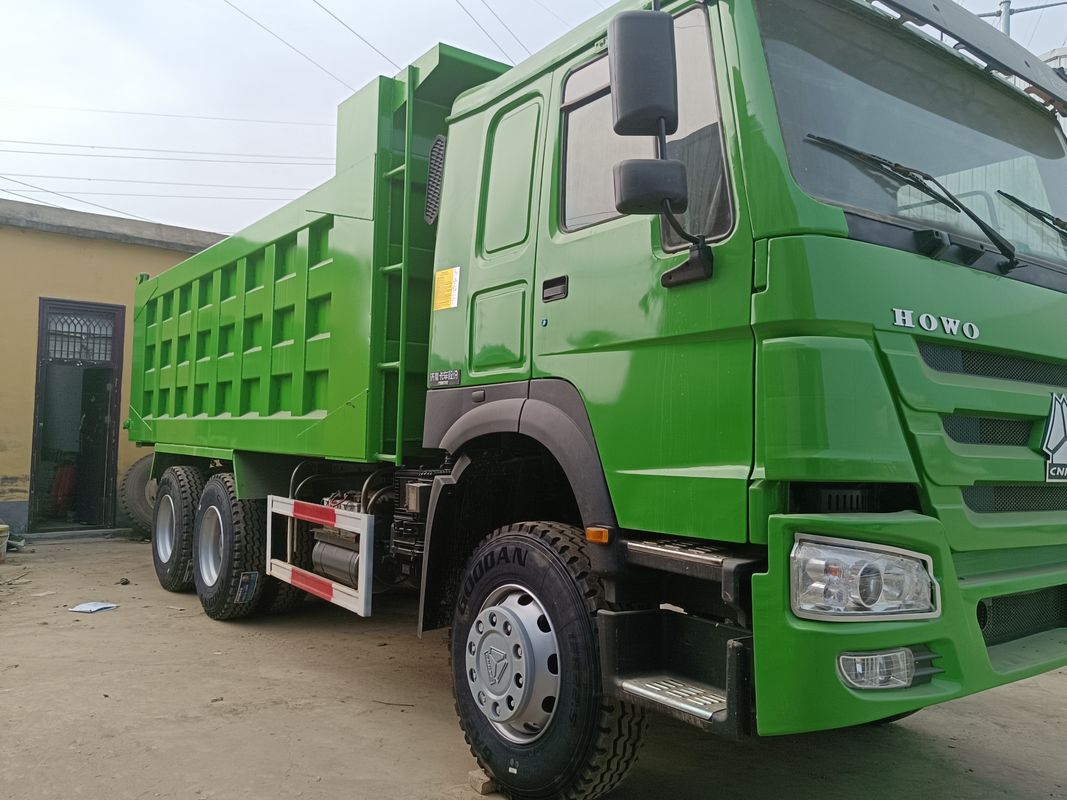 Gebruikte Sinotruck 6x4 371 pk 30 ton Howo Tipper Dump Truck met handgeschakeld type