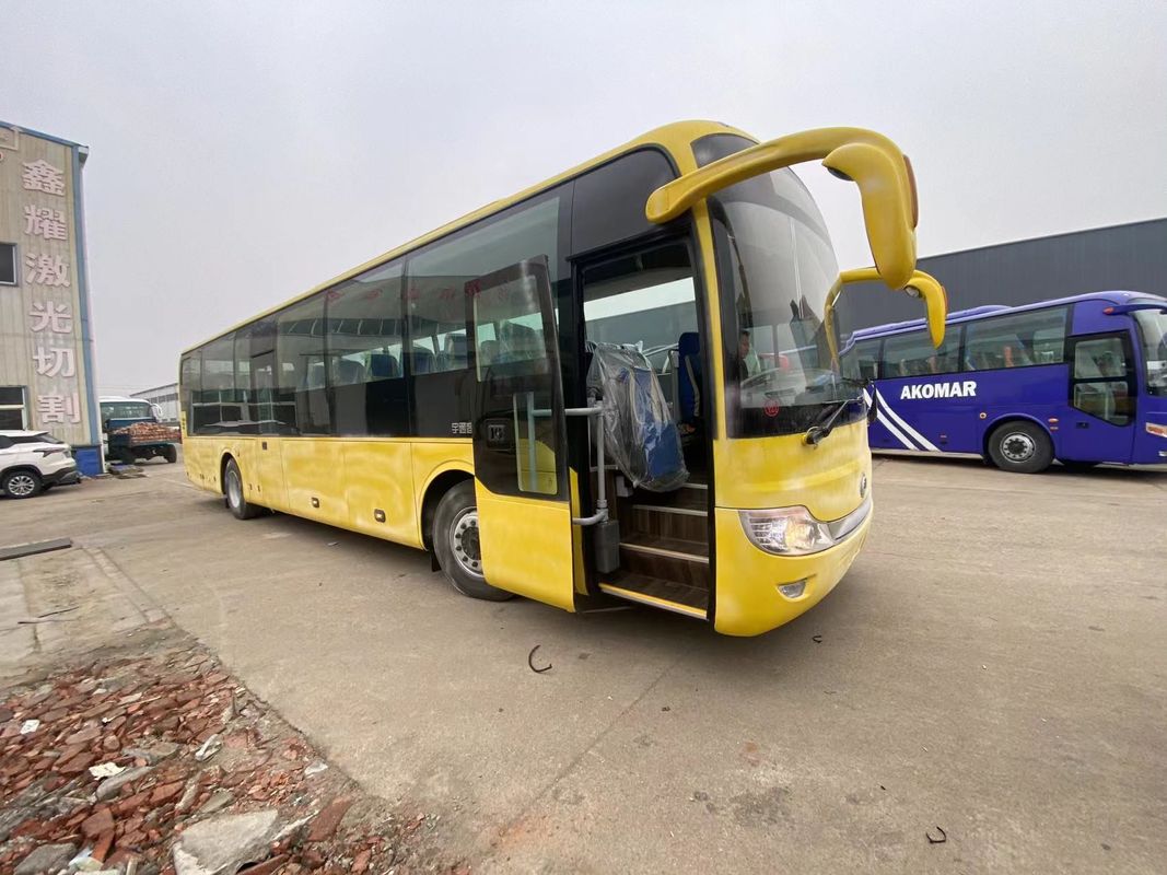 70 zitplaatsen LHD Luxe Coach Bus Gebruikte Yutong Bus in goede staat Diesel brandstof type