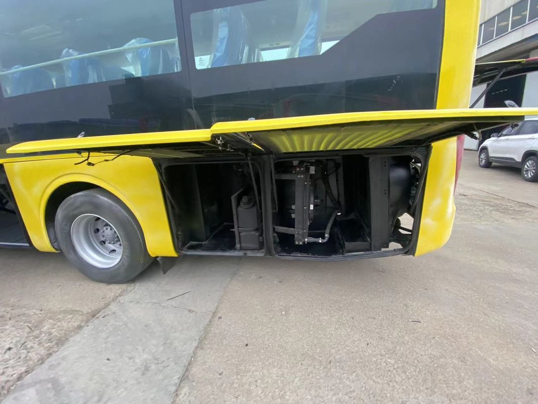 70 zitplaatsen LHD Luxe Coach Bus Gebruikte Yutong Bus in goede staat Diesel brandstof type