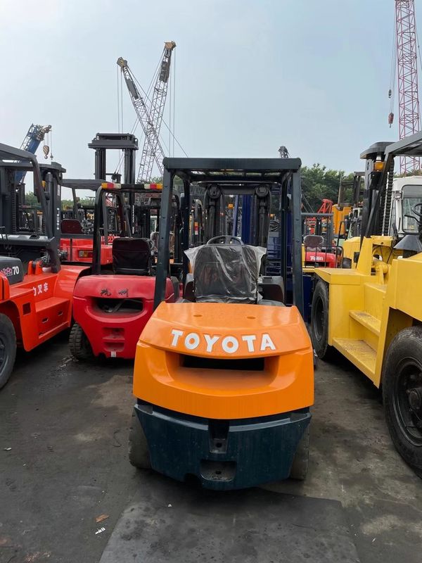 Toyota Diesel vorkheftruck 3,5 ton gebruikt met en 2001-4000 werkuren