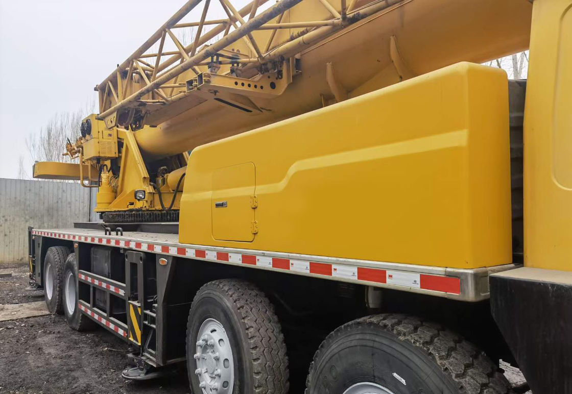 50 ton tweedehands machine met 33 m volle uitbreidingsarm in goede staat