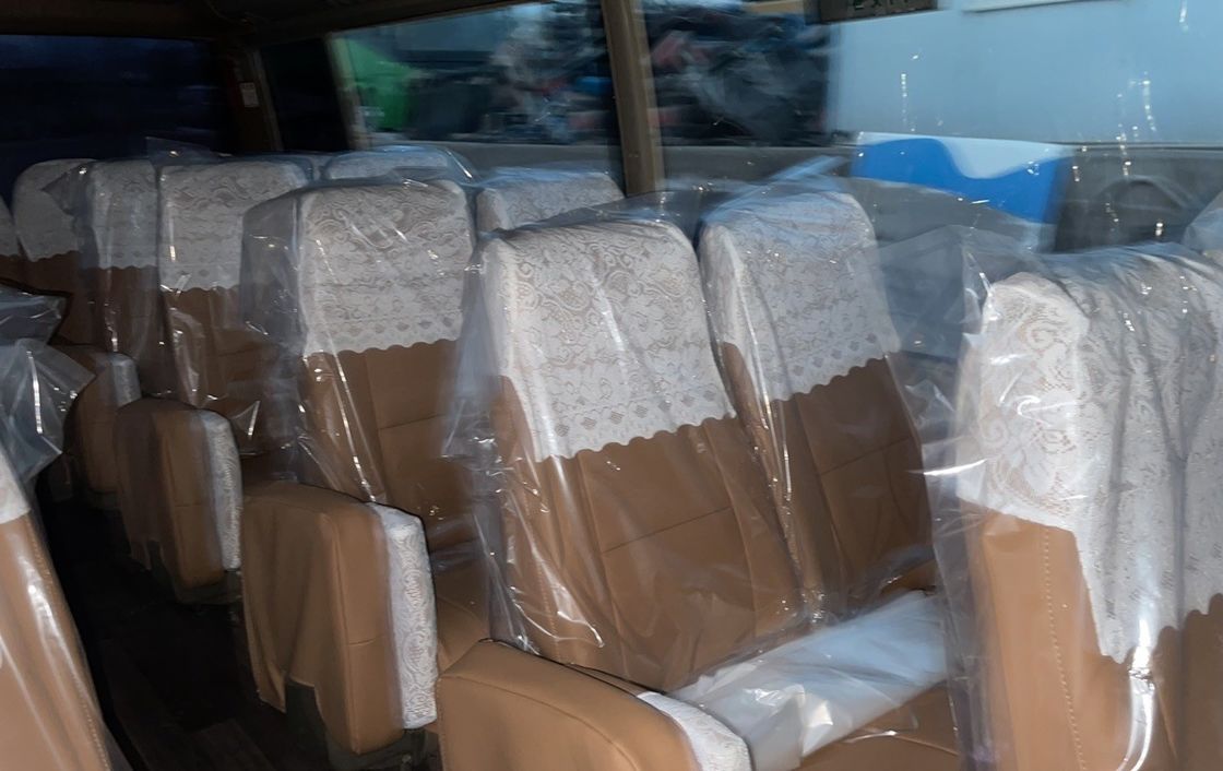 High Speed 69 Km/h Toyota 30 Seater Coaster Bus Kleurontwerp Diesel Gebruikte openbare bus