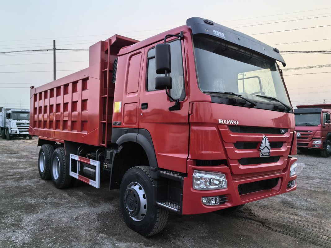 Brandstof 371 pk Gebruikte dumpertrucks 25 ton Sinotruk HOWO 6*4 Tipper Truck voor de bouwmijn