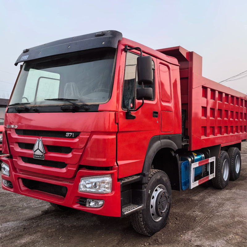 5600mm*2300mm*1500mm Cargo Tank 6X4 Gebruikte Tipper Truck 371HP 25tons HOWO Dump Truck
