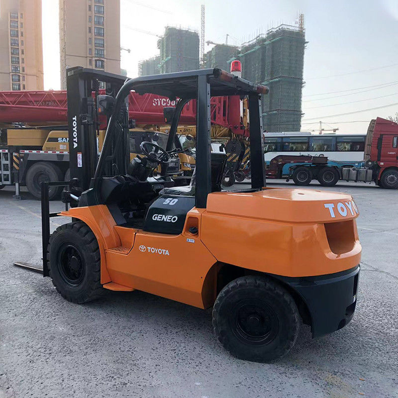 Goed werkend 5 ton 8FD50N heftruck betaalbaar en hefhoogte 3000mm-6000mm