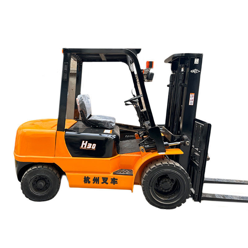 Werkomstandigheden 3 ton CPC3-LG6 vorklift na onderhoud en dieselmotor