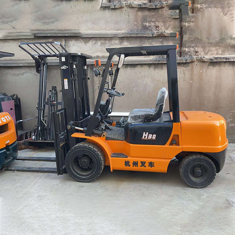 Werkomstandigheden 3 ton CPC3-LG6 vorklift na onderhoud en dieselmotor