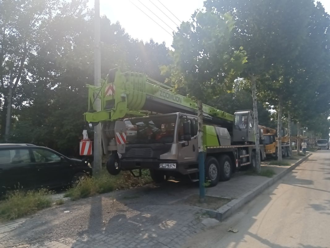 Draagbare telescopische kraan van 50 ton met andere motor en nominale laadcapaciteit