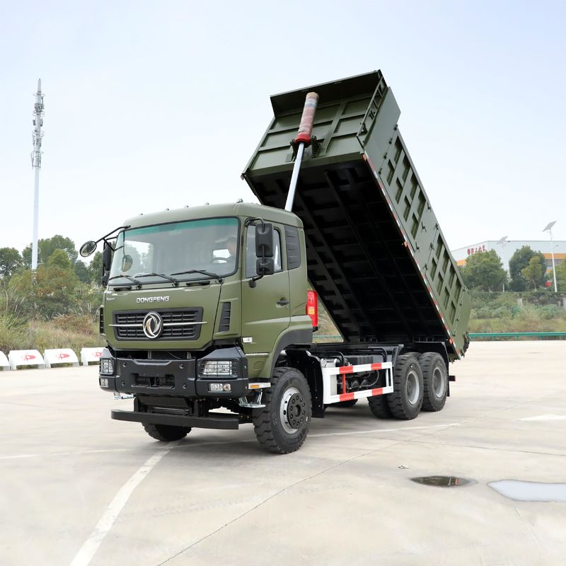 Dumptruck van 430 pk Dongfeng Gebruikt 12 voorwaarts versnellingsnummer en 21-30 ton laadvermogen