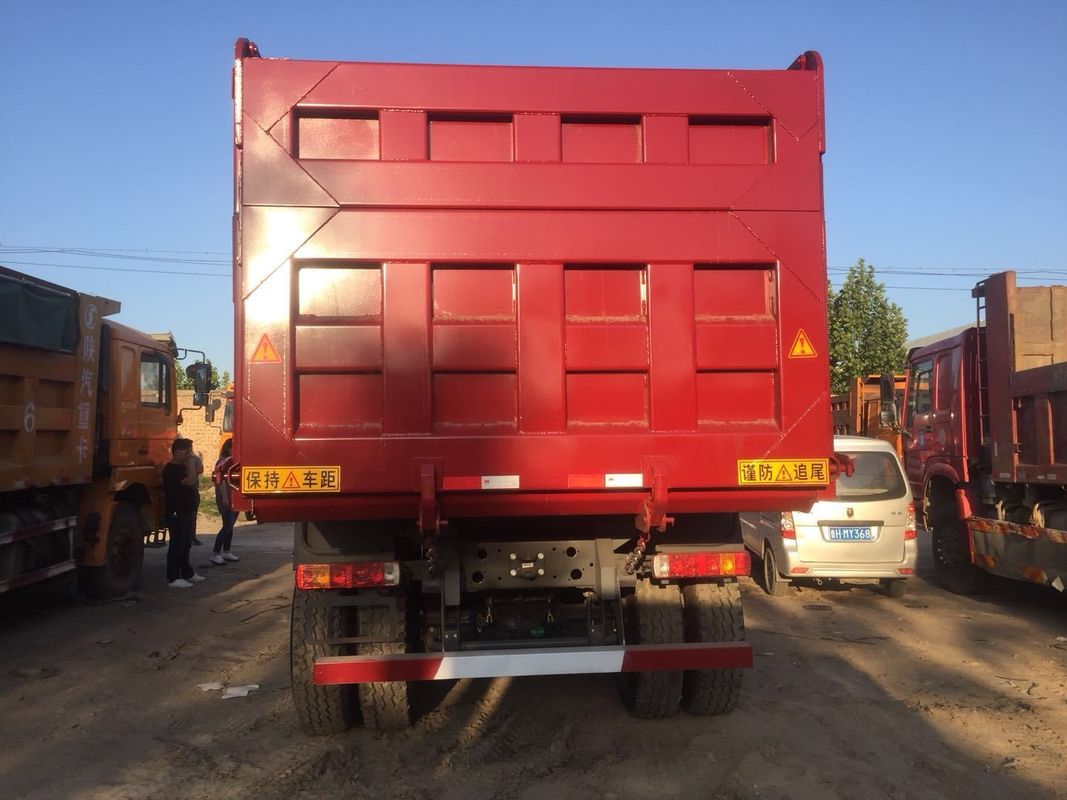 25-30T HOWO GEBRUIKT 6X4 DUMP TRUCK Voorzijde Lifting EURO II 371HP HW19710 SINOTRUCK HOWO