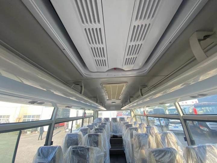 Gebruikte Higer luxe bus 30 zitplaatsen diesel motor stadsbus in uitstekende staat