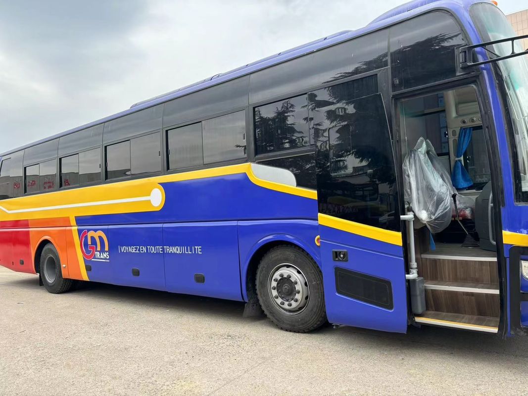 72 zitplaatsen Linksgestuurde personenautobus met Euro 4 emissie standaard motorcapaciteit 8L