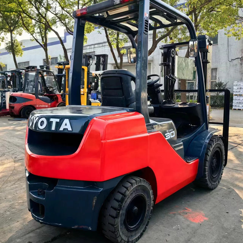 3 ton handmatige diesel Toyota vorkheftrucks met originele kleur en 3m Min. Lifthoogte