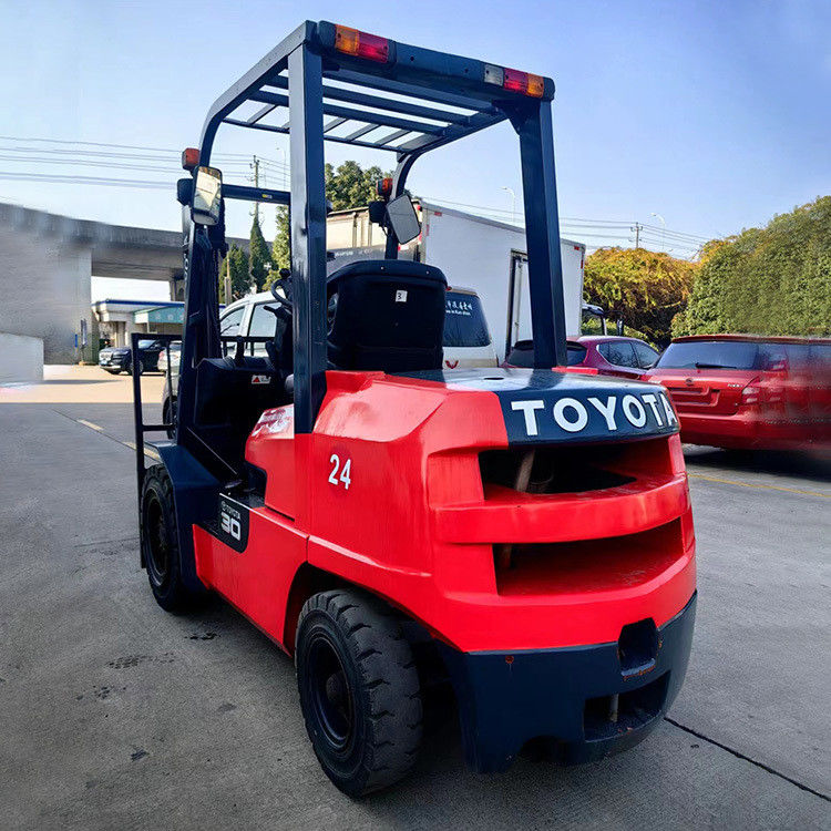 3 ton handmatige diesel Toyota vorkheftrucks met originele kleur en 3m Min. Lifthoogte