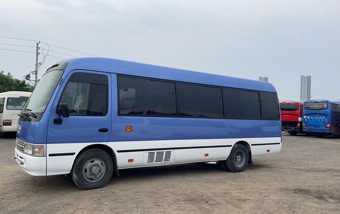 Links stuur handgeschakeld type Toyota Coaster Bus Diesel Gebruikte bus met 30 plaatsen